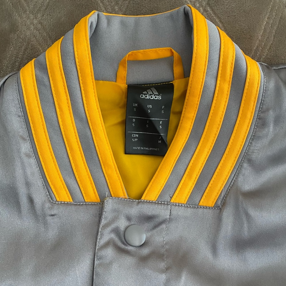 Adidas Lakers Varsity Jacket - Picture 3 of 3